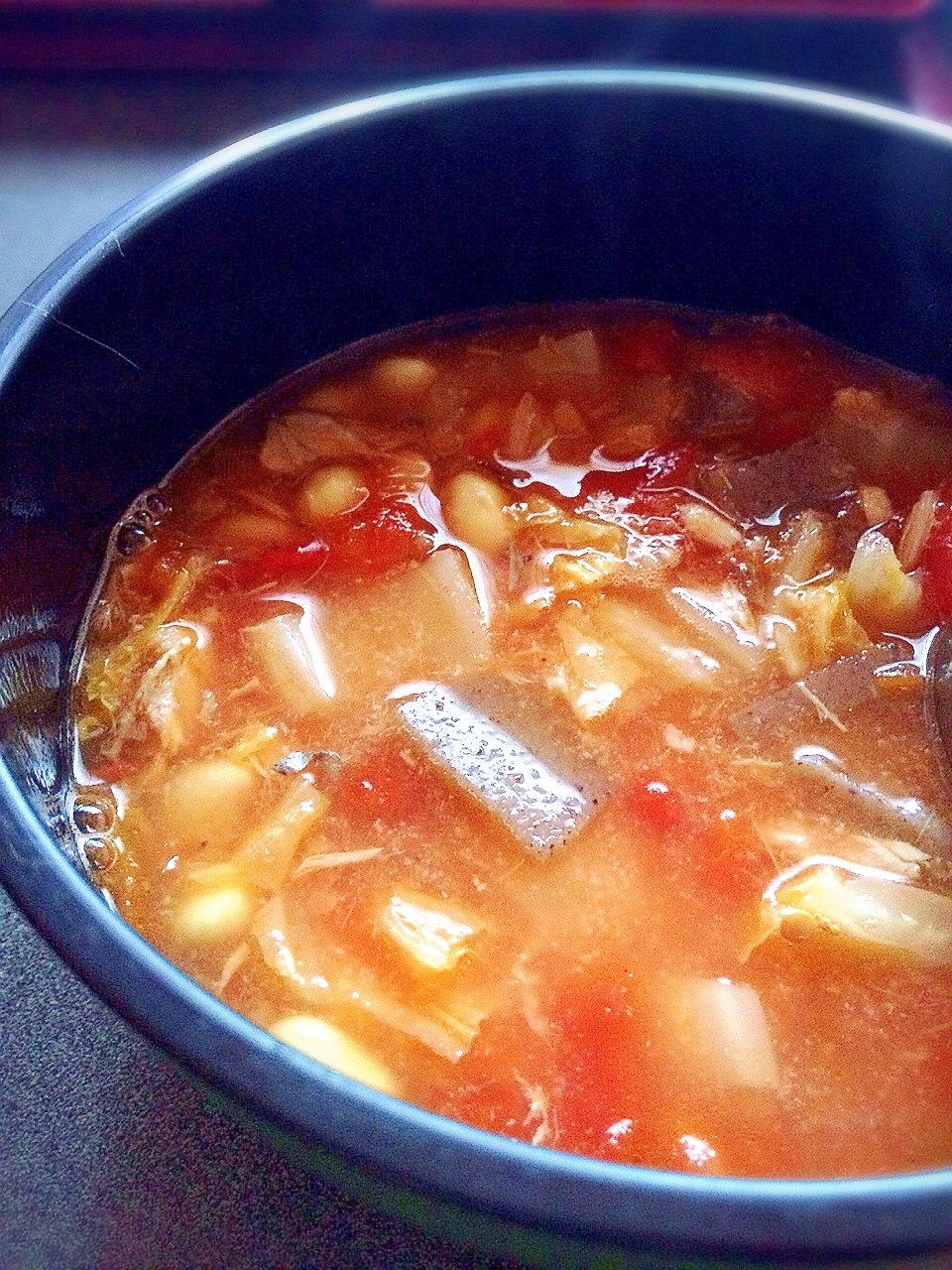 トマト缶とサバ缶で【トマトのデトックススープ】