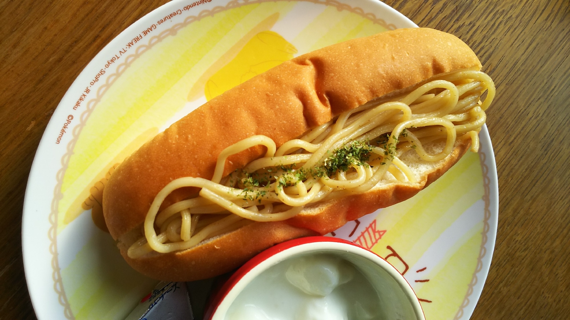 ウスターソース&ほんだしの焼きそばパン レシピ・作り方 by