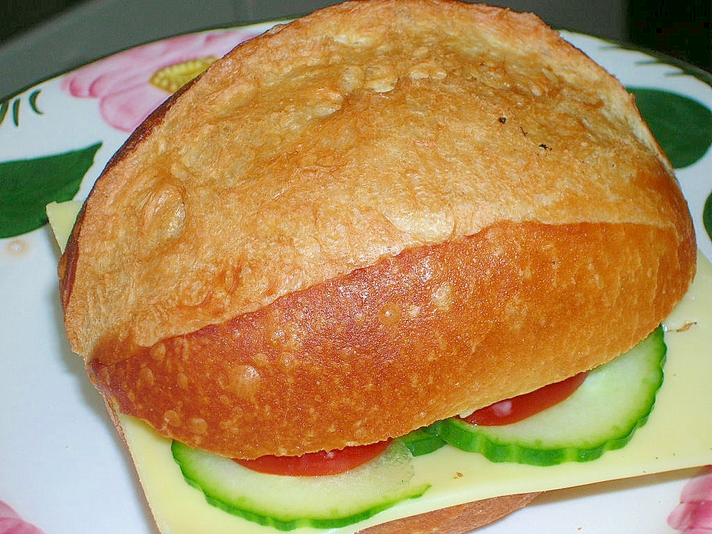 ゴーダチーズのサンドウィッチ♪