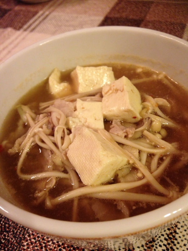 豚コマと豆腐のピリ辛スープ
