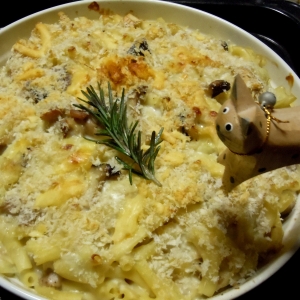 たっぷりきのこと鶏肉のあったかグラタン