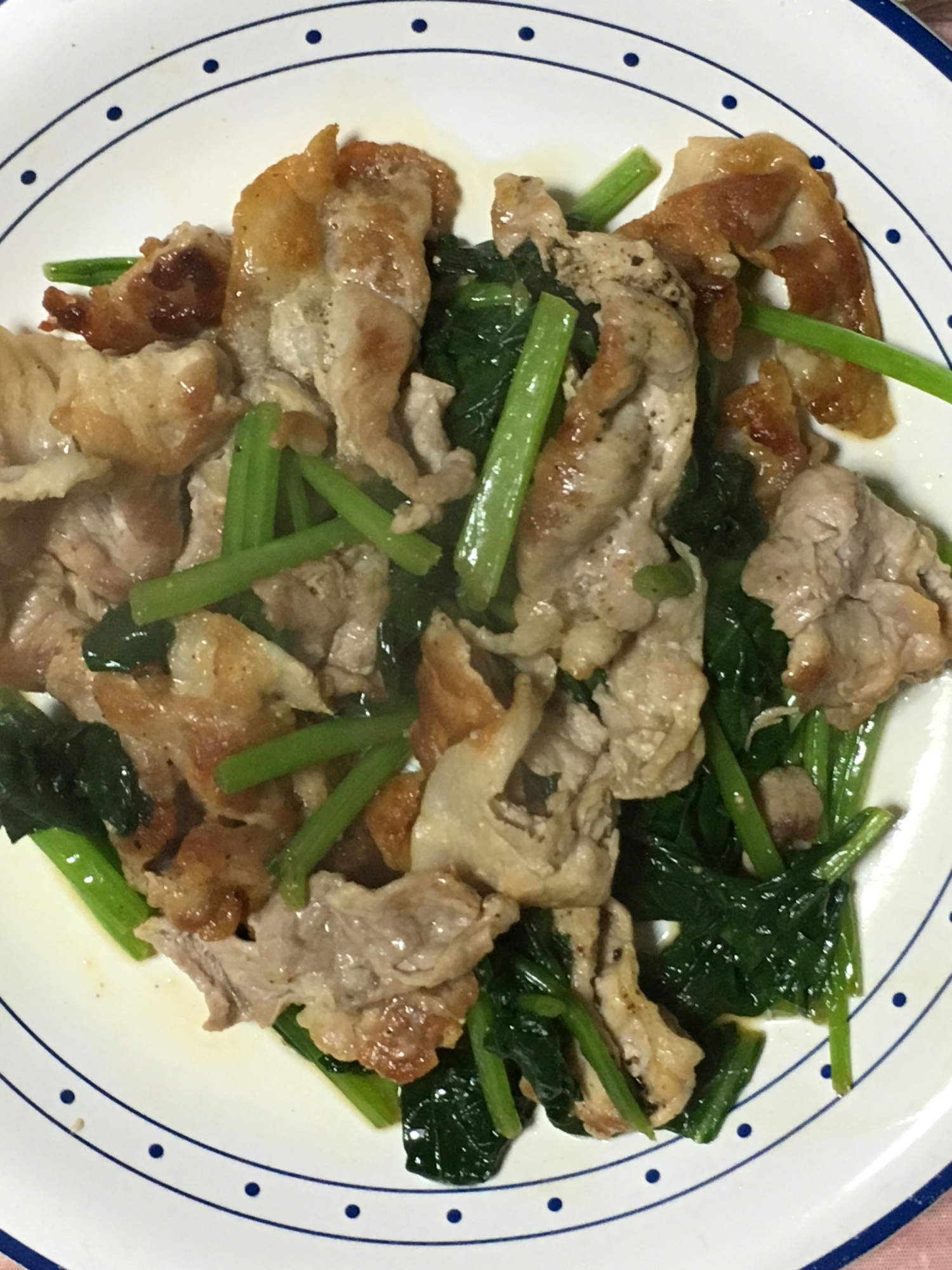 のらぼう菜と豚こまの塩コショウ炒め