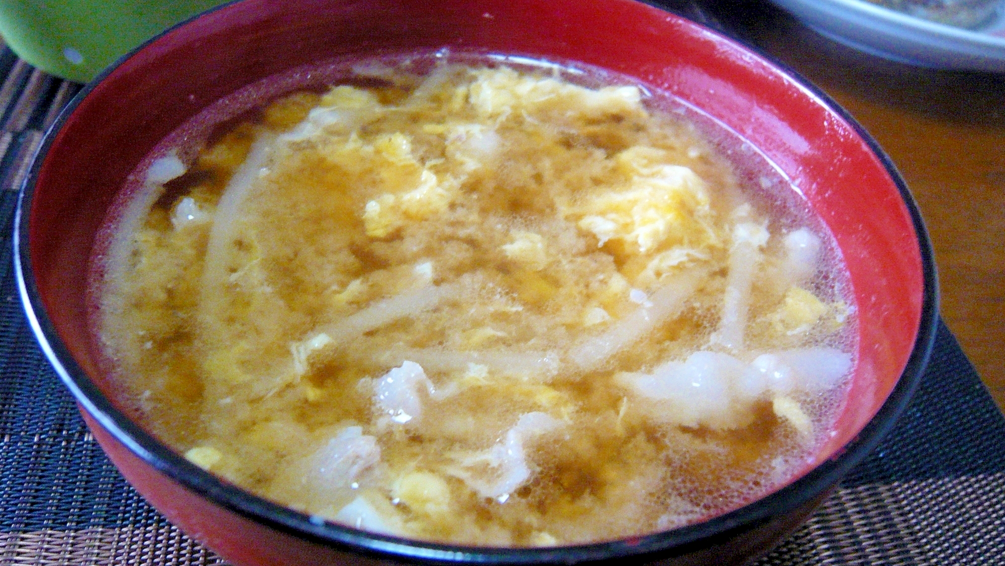 豚肉 もやしの卵とじ味噌汁 レシピ 作り方 By ひろりん1106 楽天レシピ 豚肉 もやしの卵とじ味噌汁 レシピ 作り方 By ひろりん1106 楽天レシピ