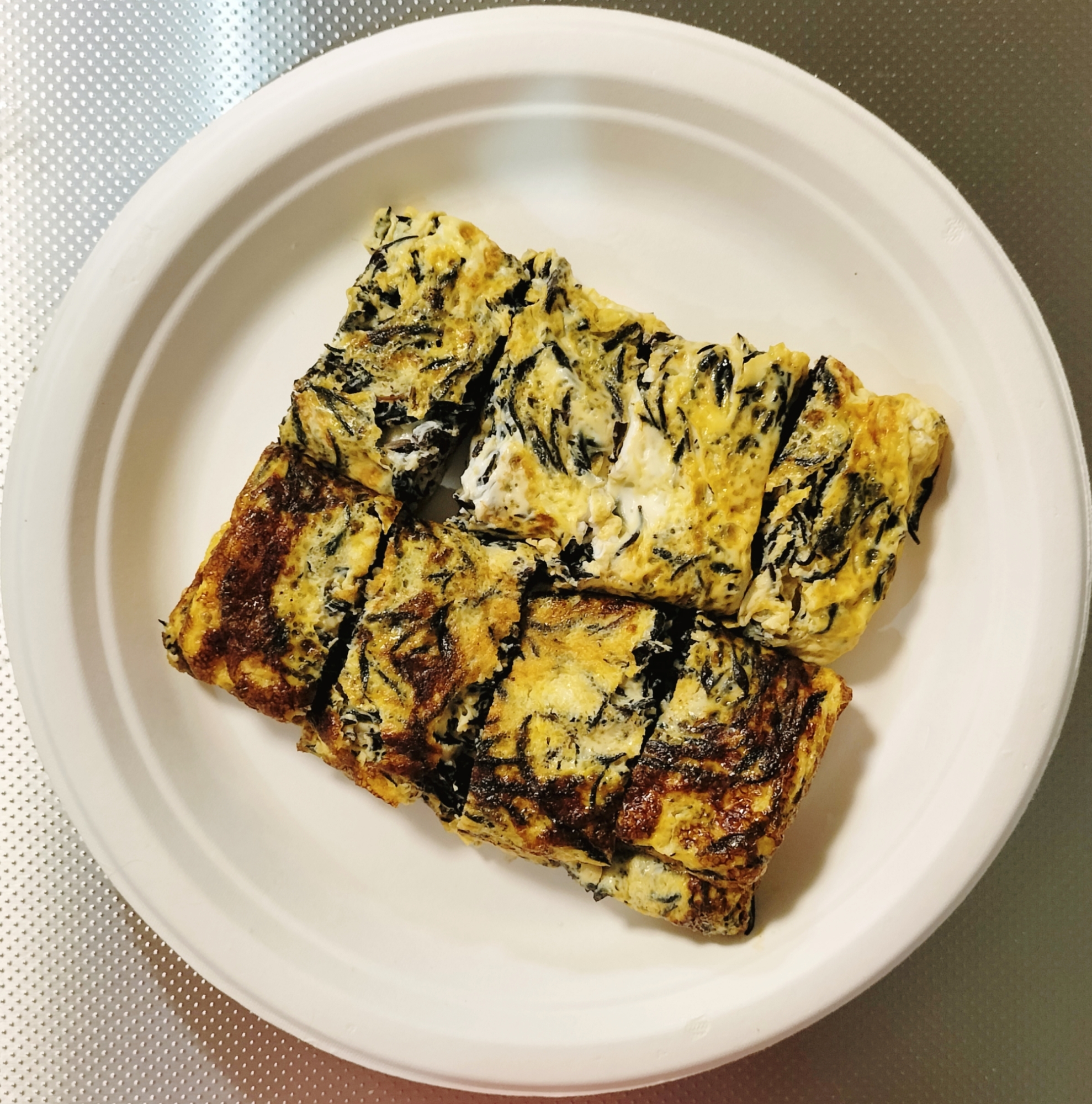 【栄養満点◎】ひじきリッチな卵焼き