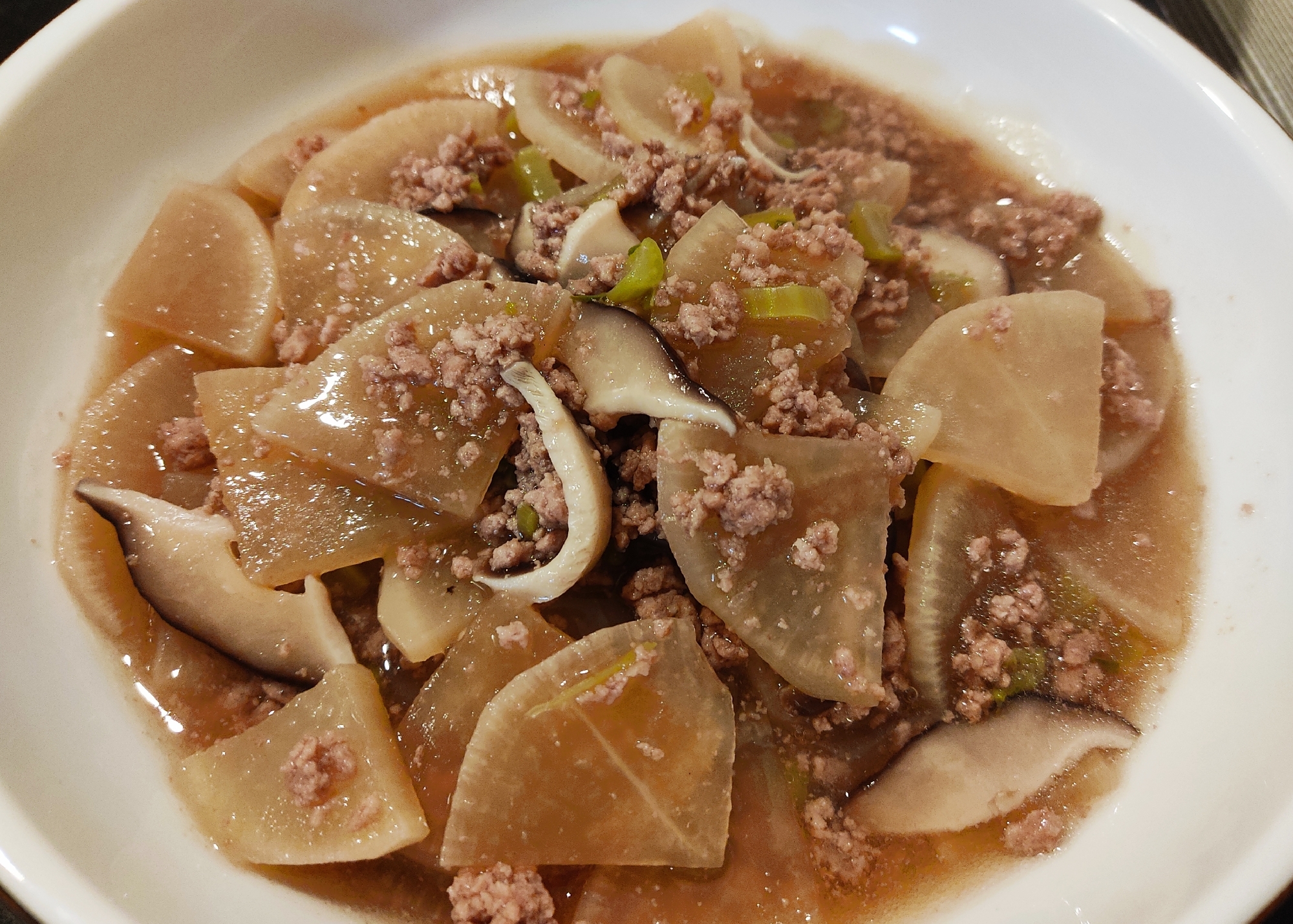 とろりご飯がすすむ☆ひき肉と大根としいたけの中華煮