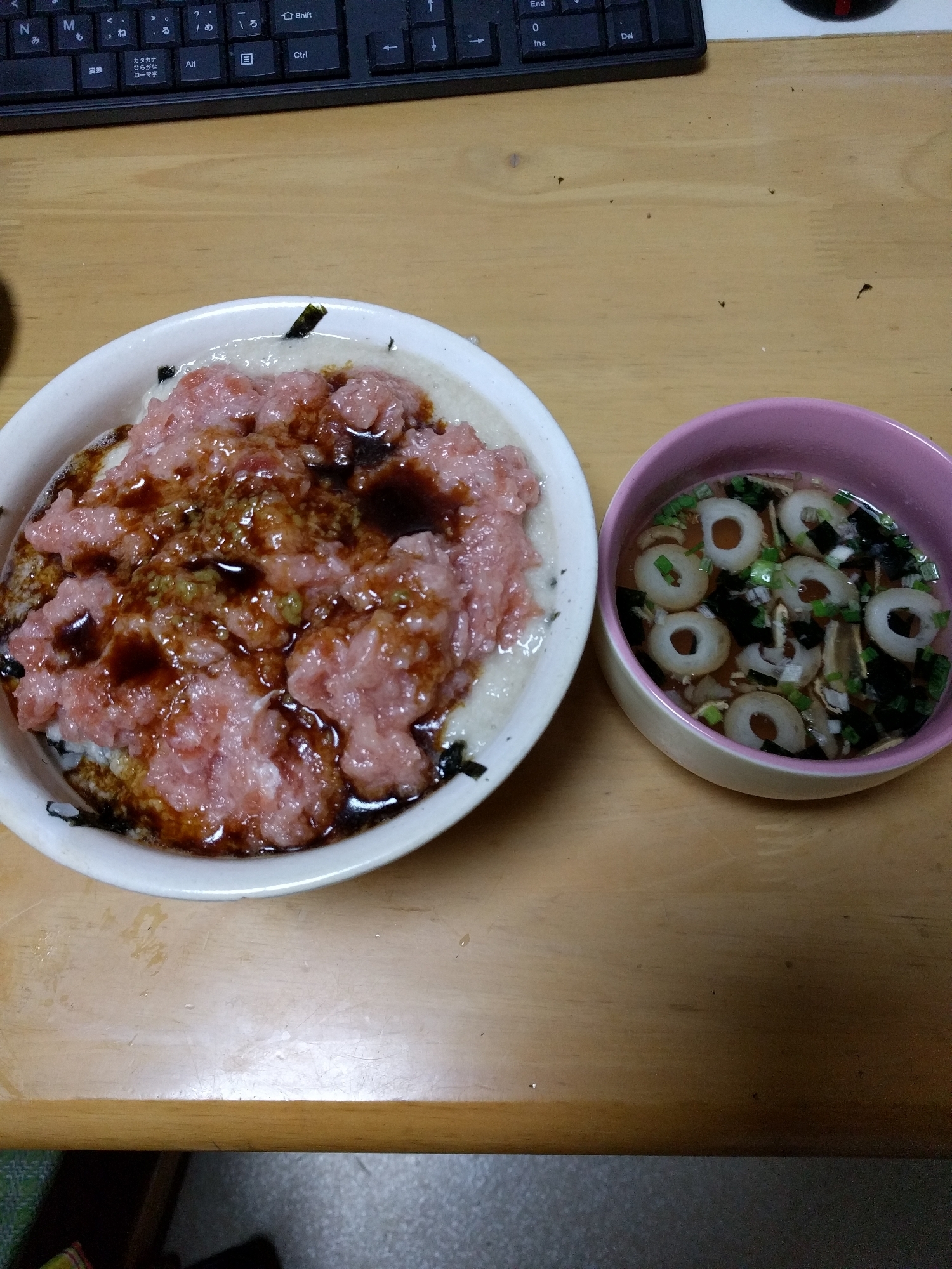 ネギトロ丼♫お吸い物と共に♫