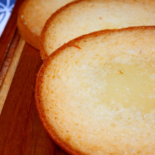 卵アレルギーでも食べられるふわふわスポンジケーキ レシピ 作り方 By おやつまる 楽天レシピ 卵アレルギーでも食べられるふわふわスポンジケーキ レシピ 作り方 By おやつまる 楽天レシピ