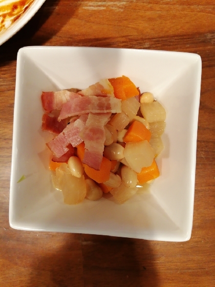大豆と根菜のやさしい煮物