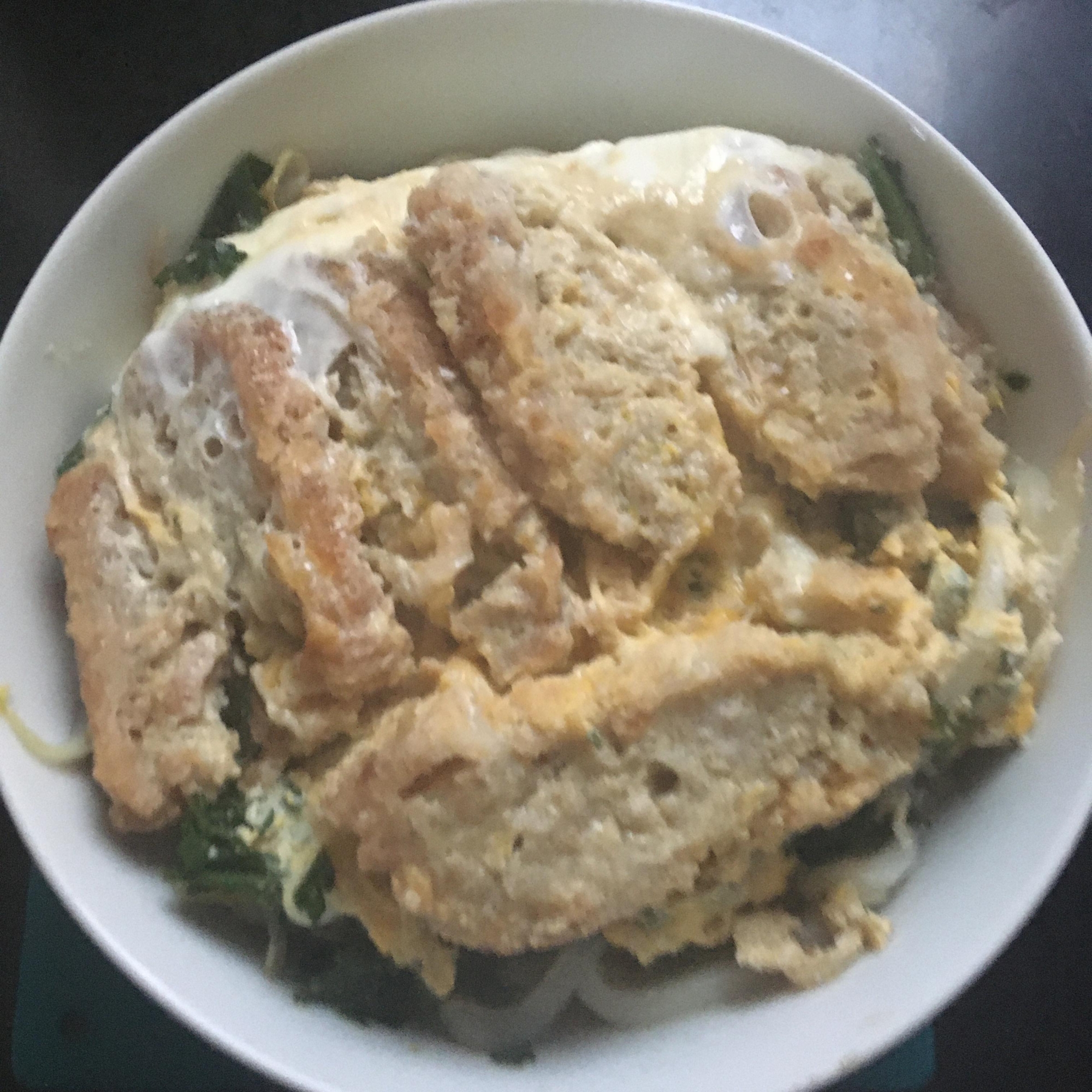 もやし、春菊、メンチカツ卵うどん