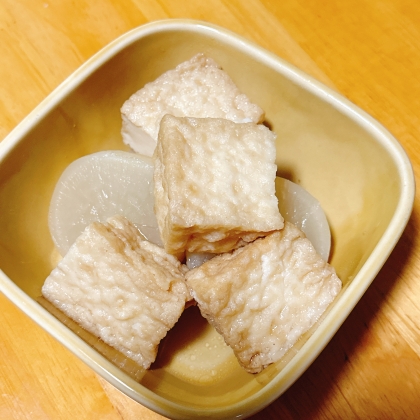 こちらはしょうゆの色が薄いのですが、味はしっかりしみて美味しかったです！大根の煮物ってホッとしますねꔛꕤ レシピありがとうございます♡