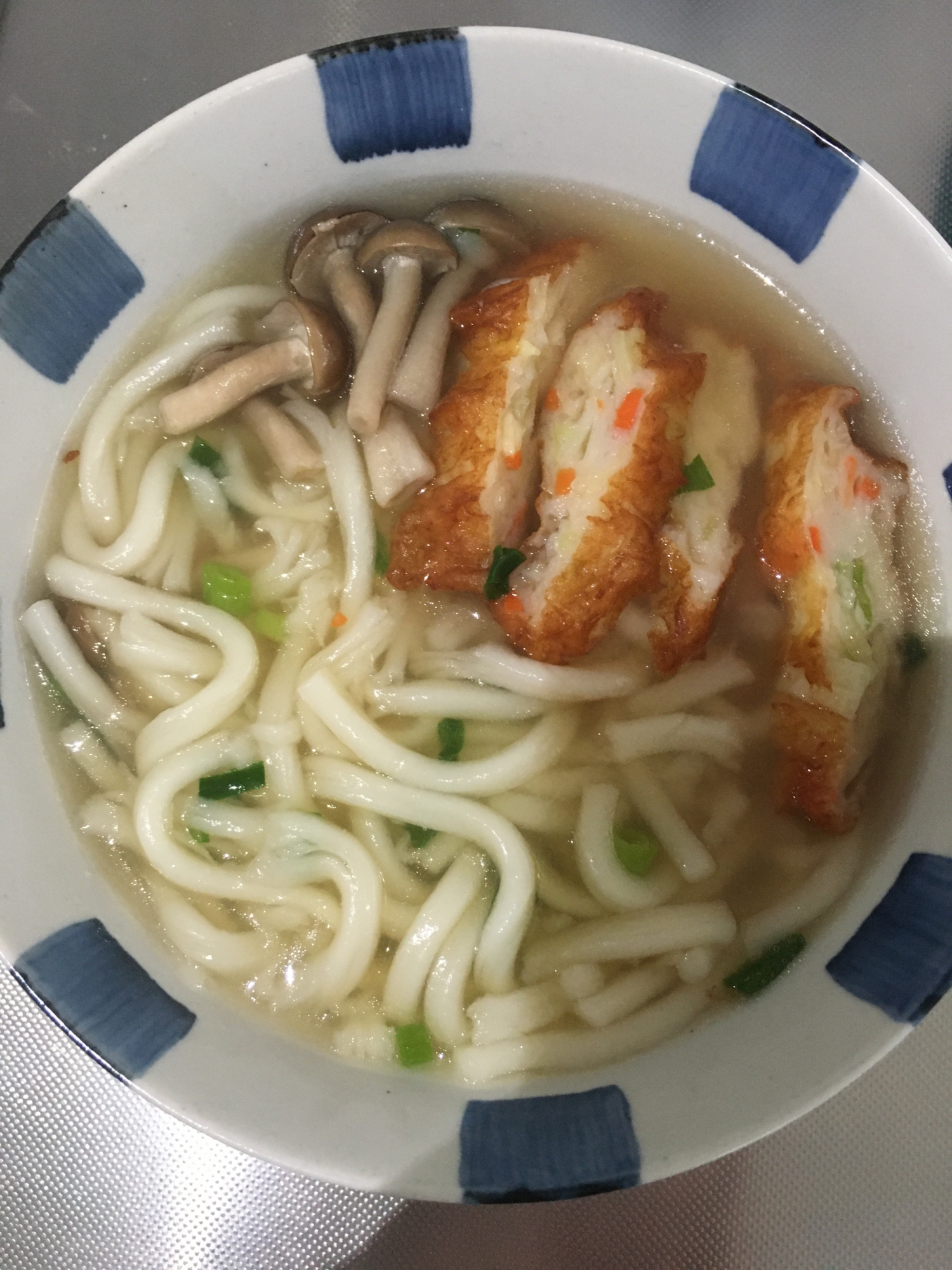 うどんで手抜き昼ごはん