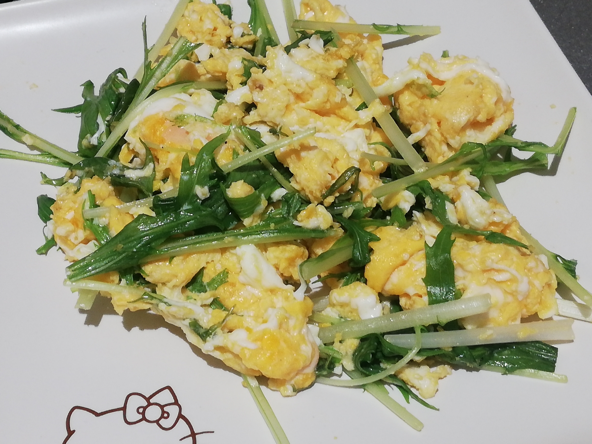 １分で簡単ご飯♪卵と水菜のスクランブルエッグ
