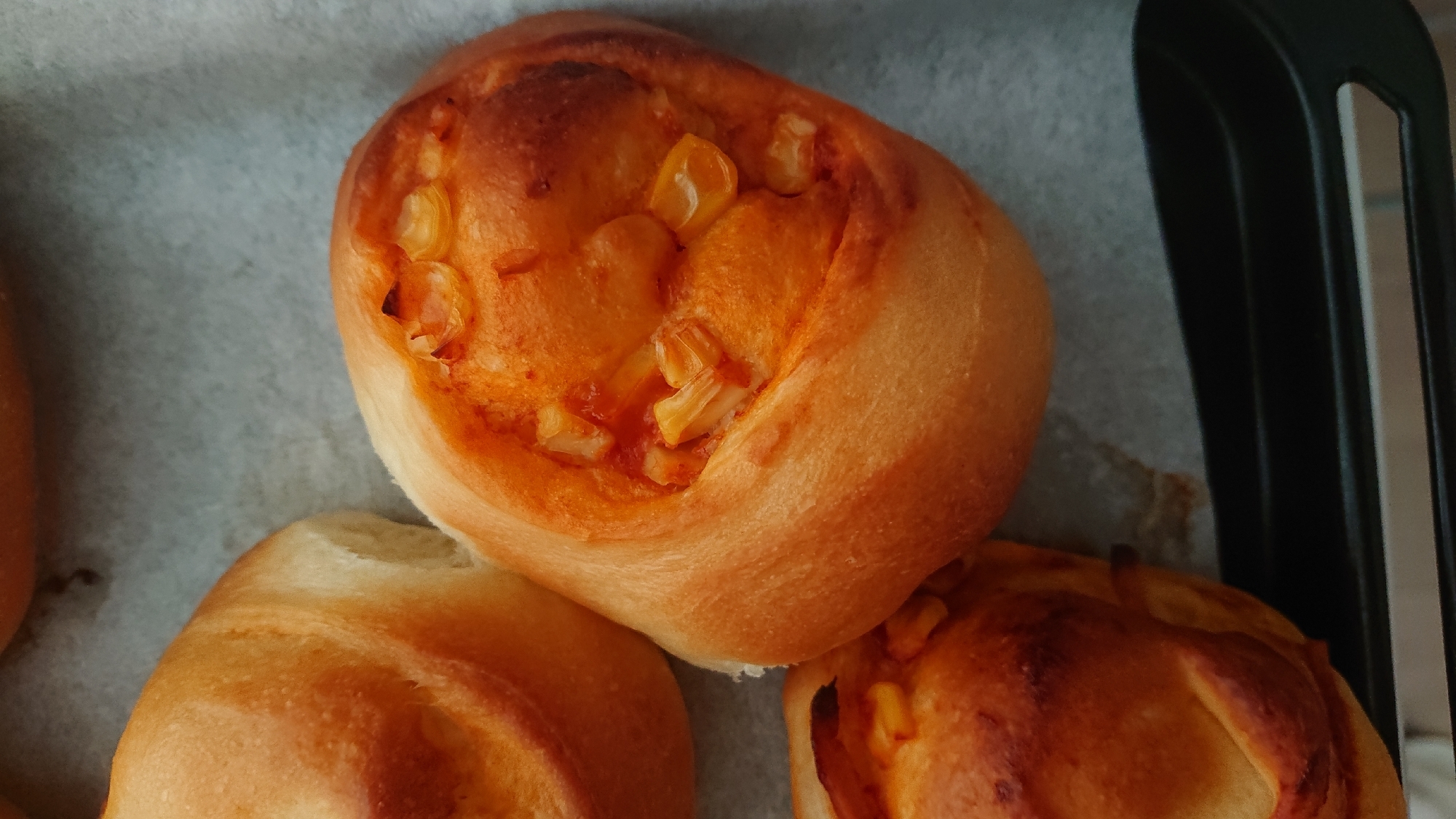 ホームベーカリー活用!ピザ風コーンパン