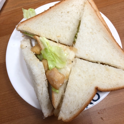 鶏肉サラダサンドイッチ