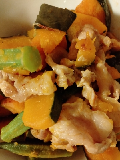 ドレッシングでさっぱり味付け☆豚バラ野菜炒め