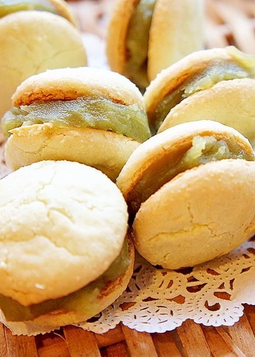 さっくり しっとりの食感が本格的 抹茶あんマカロン レシピ 作り方 By 楽天出店店舗 茜丸本舗 楽天レシピ