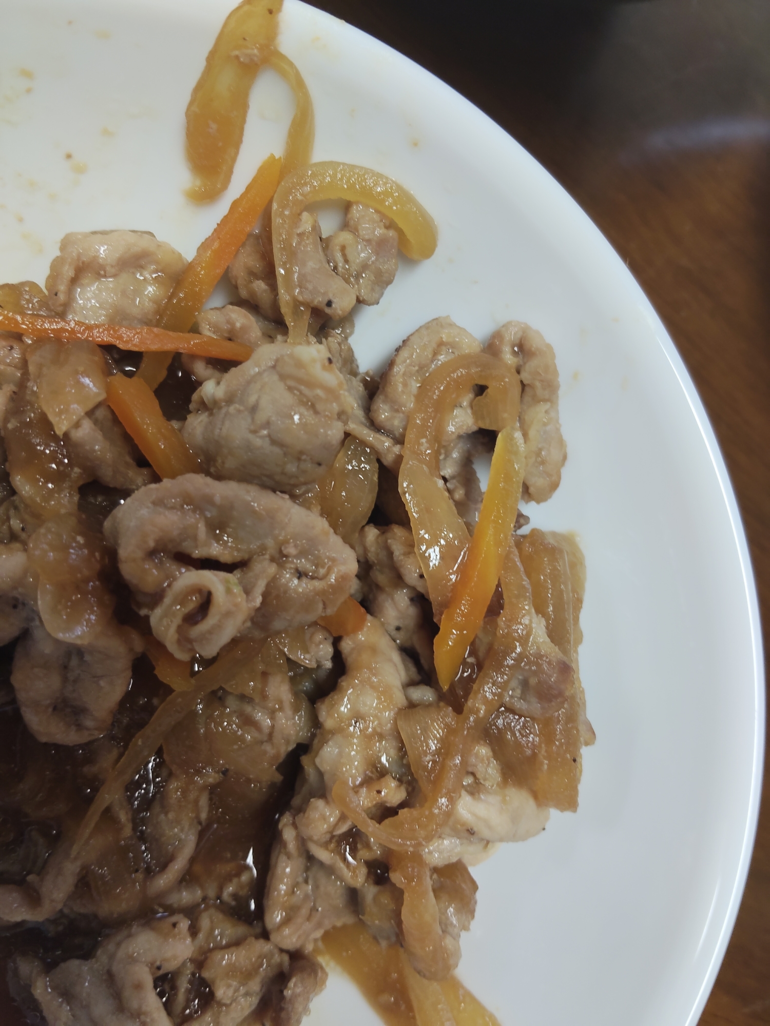 豚肉と玉ねぎと人参のしょうが焼き