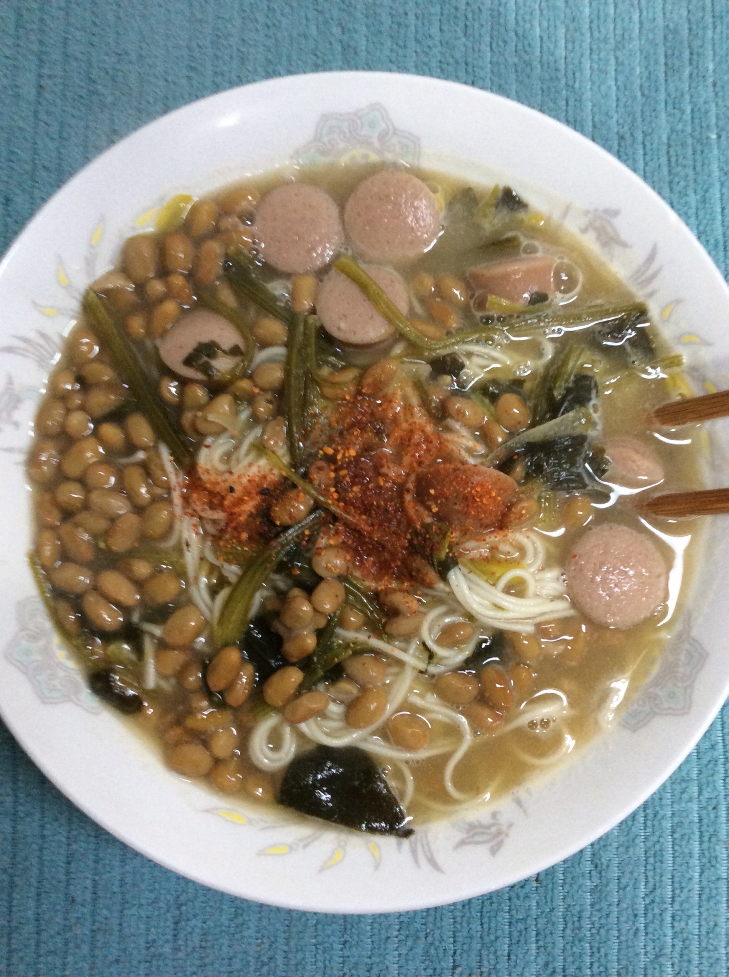 味噌汁リメイク♪納豆にゅうめん