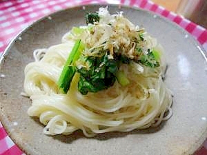 小松菜たっぷり♪ぶっかけそうめん