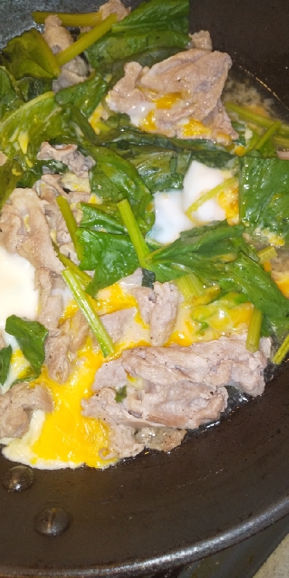 疲労回復に♪豚肉とほうれん草の卵とじ