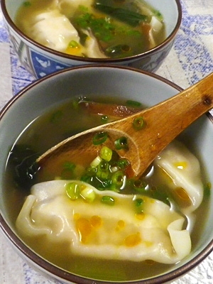 チンゲン菜餃子の簡単スープ