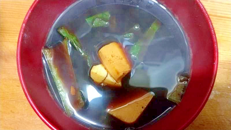 小松菜絹豆腐の味噌汁