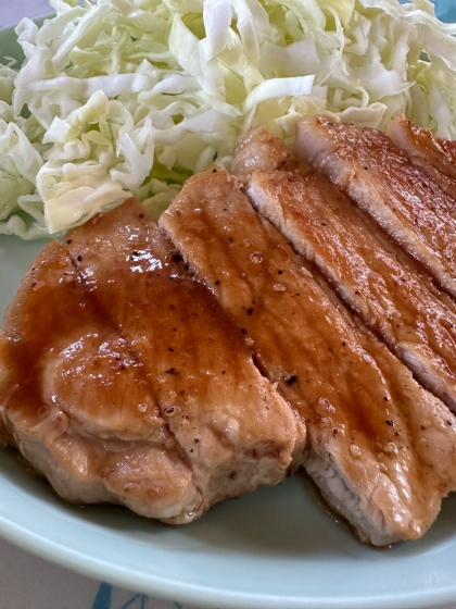 やっぱり美味しいトンテキ　ニンニクソース！