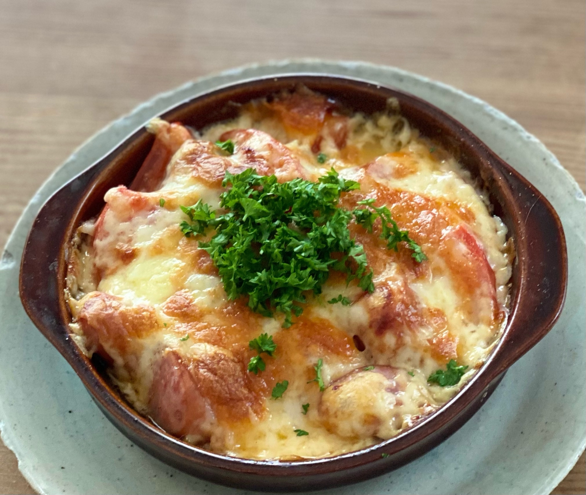 簡単おつまみ♪ トマチー(トマトチーズ焼き)