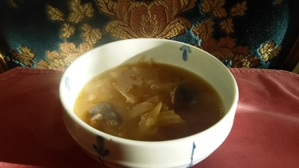 大根と小松菜と椎茸のお味噌汁