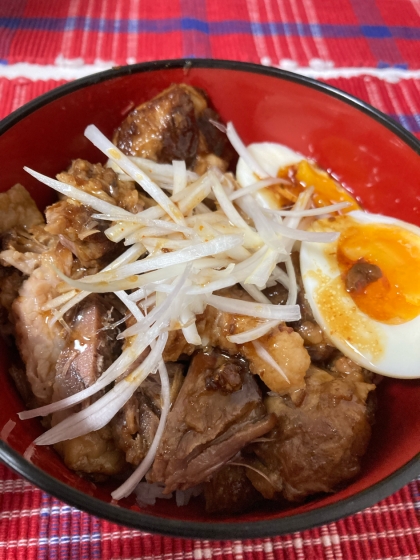 黄金比の甘辛タレで超旨い！豚ヒレ肉で簡単角煮丼