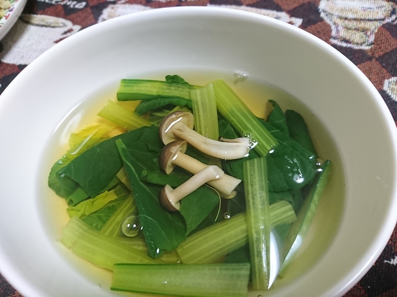 小松菜としめじの和スープ