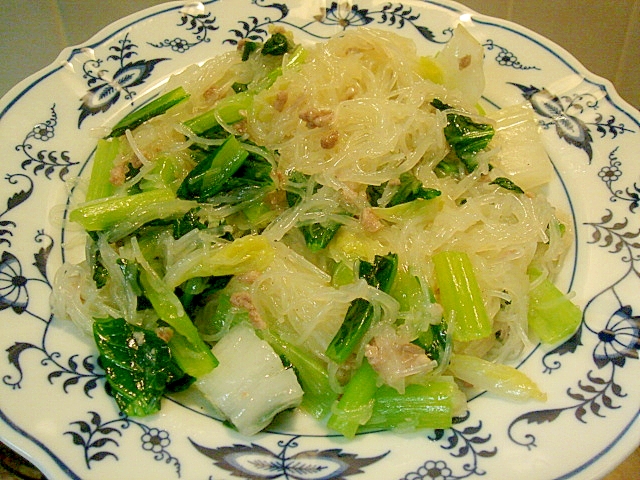 小松菜と白菜、ひき肉の焼きビーフン（ラー塩）