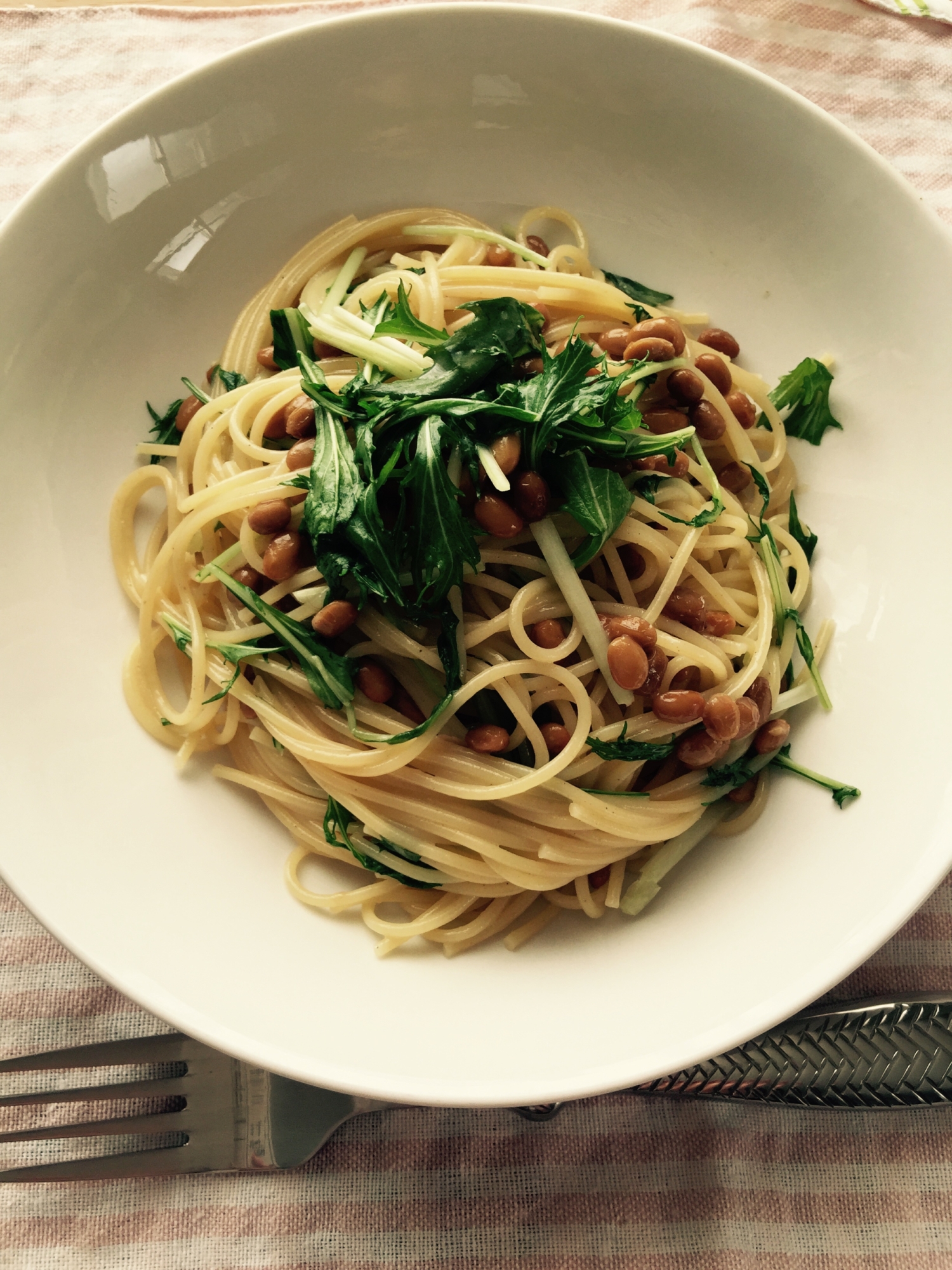 お店の味♪納豆と水菜の和風パスタ