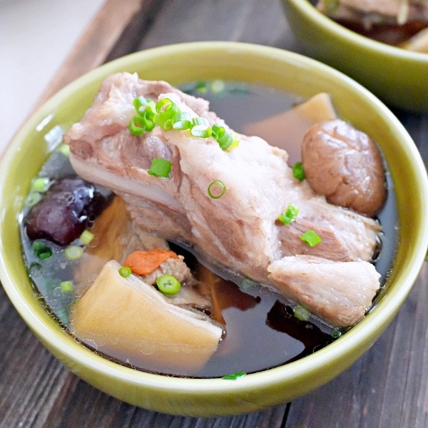 ＼大同電鍋レシピ／肉骨茶（バクテー）