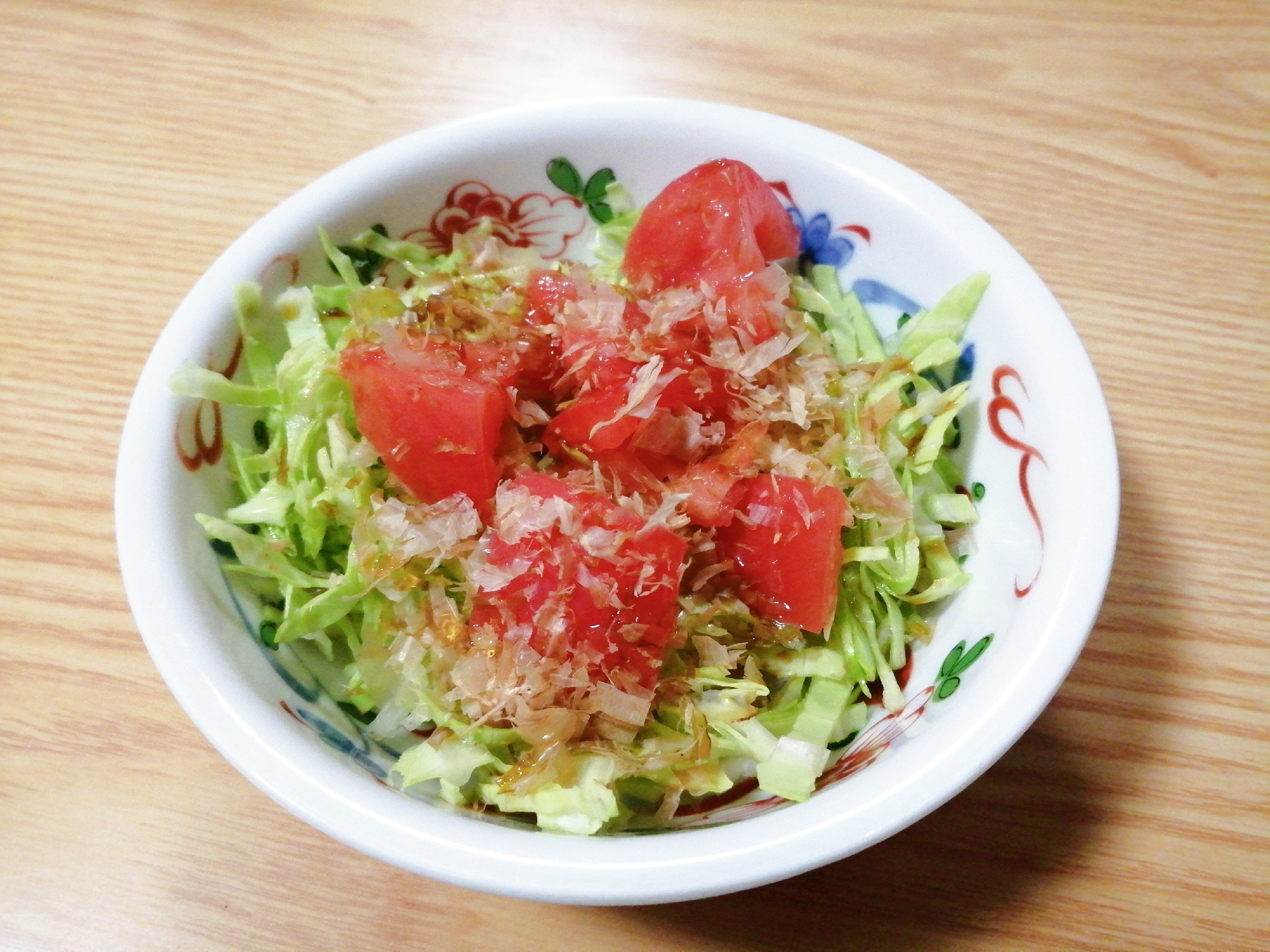 簡単 キャベツとトマトのおかかサラダ レシピ 作り方 By はじゃじゃ 楽天レシピ
