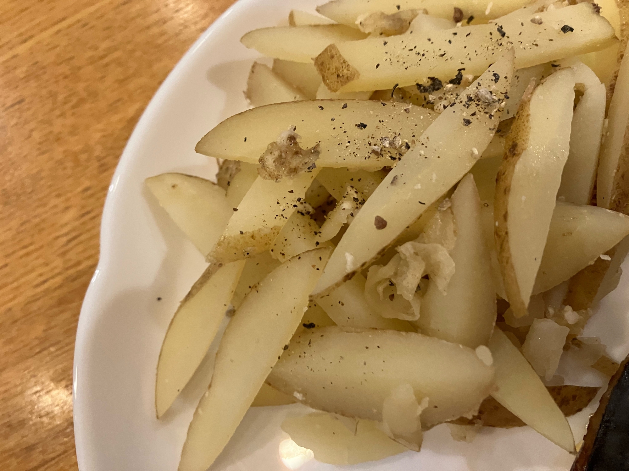 じゃがいものアンチョビ炒め