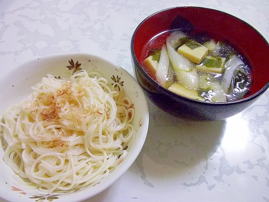 そうめんで♪熱々♪ツナ汁つけ麺