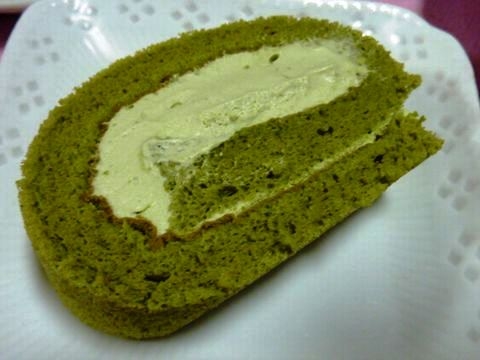 お抹茶ロールケーキ