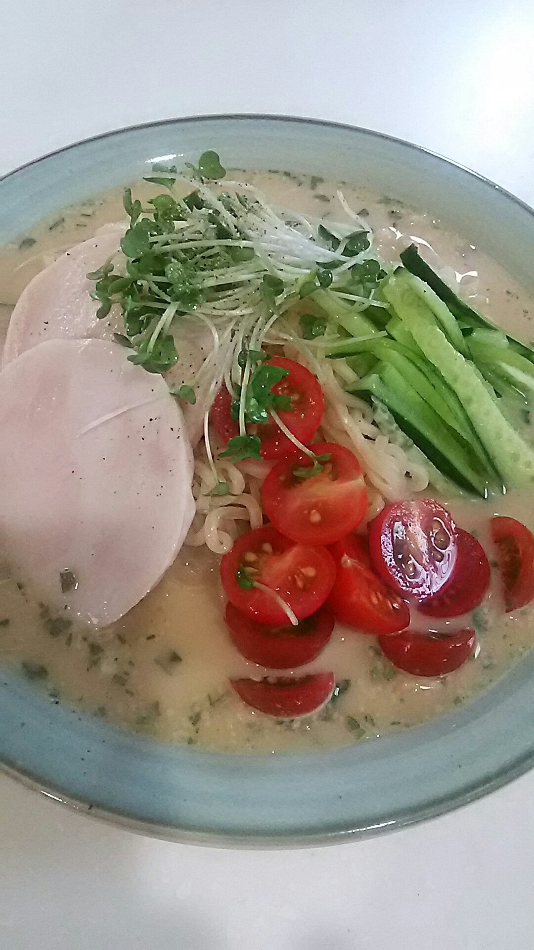 豆乳でまろやか冷麺