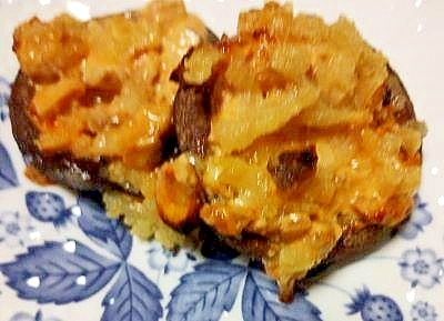 椎茸の　マヨチーズ焼き