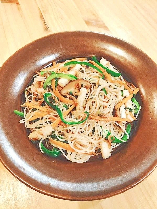 ゆるく減塩◆鶏がらの素不使用　イカの焼きビーフン