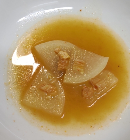 だいこんとえのきの味噌汁（昆布だし）