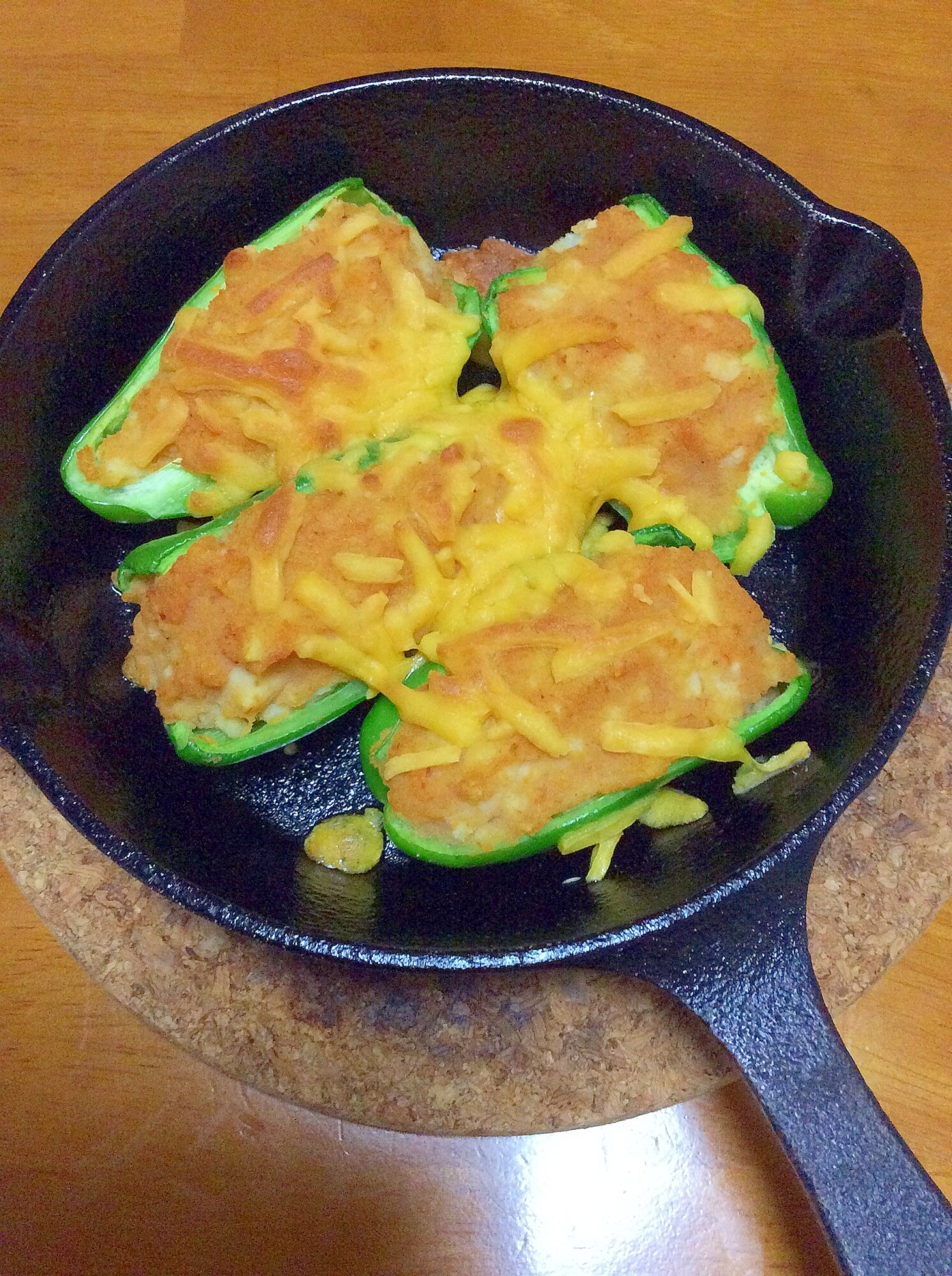 ピーマンじゃがいもフレークラグーソース詰め レシピ 作り方 By Madone6 楽天レシピ ピーマンじゃがいもフレークラグーソース詰め レシピ 作り方 By Madone6 楽天レシピ