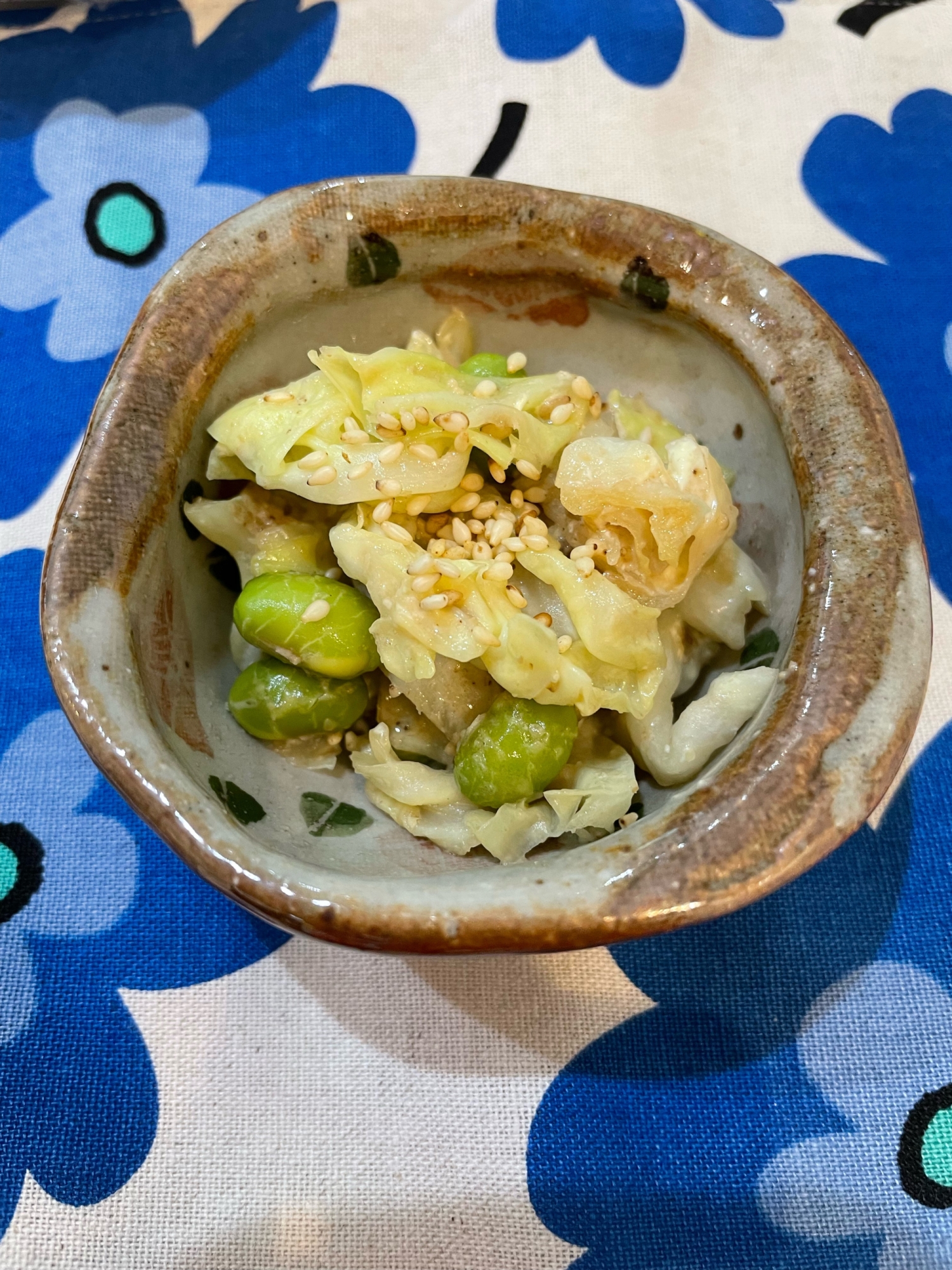 キャベツと枝豆のごまマヨ炒め☆簡単副菜