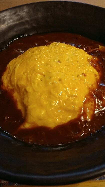 カレーアレンジ！ふわふわ卵のオムカレー ＊