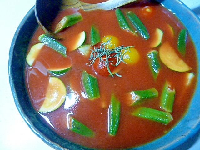 トマジューで作る夏のスープ