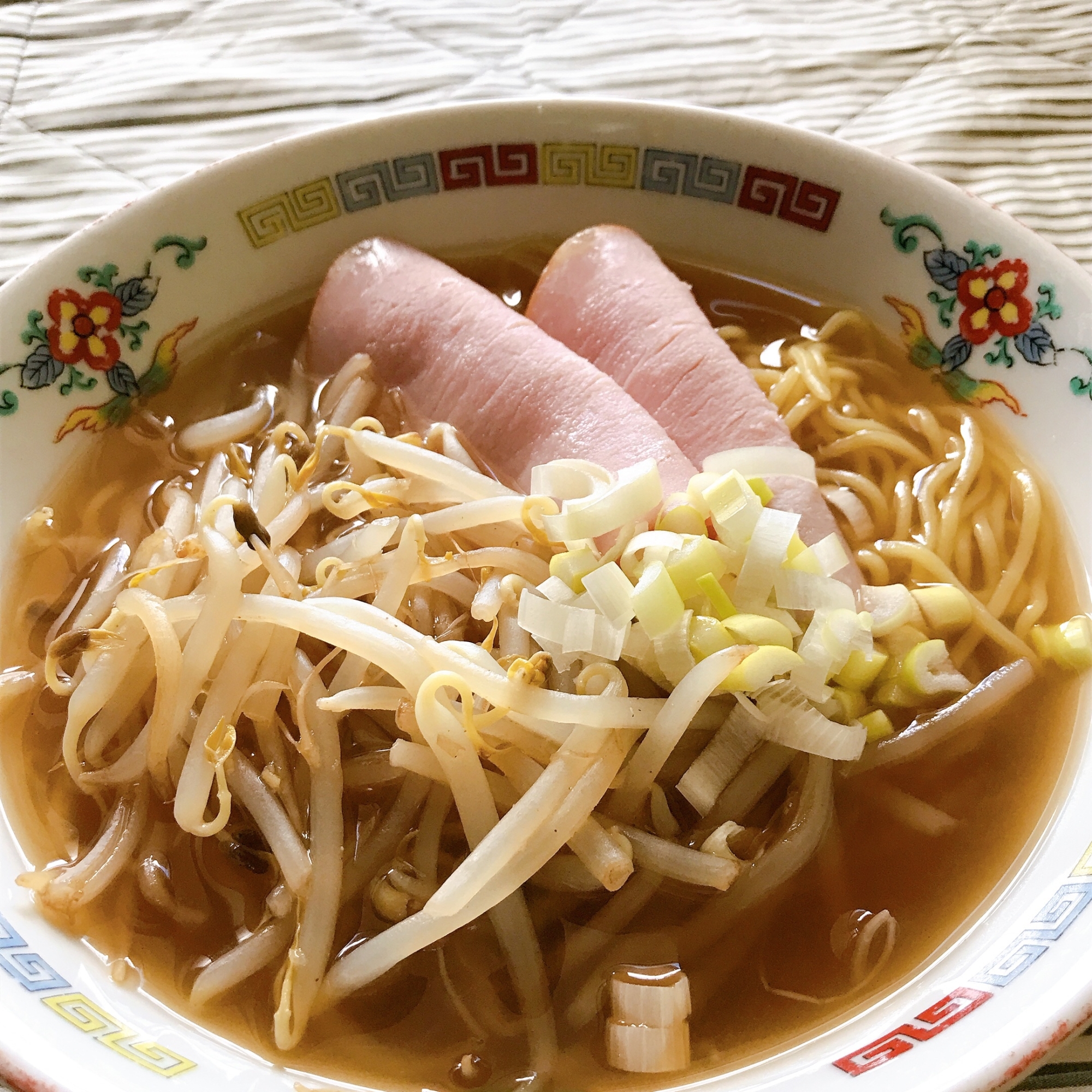 醤油ラーメンのスープ