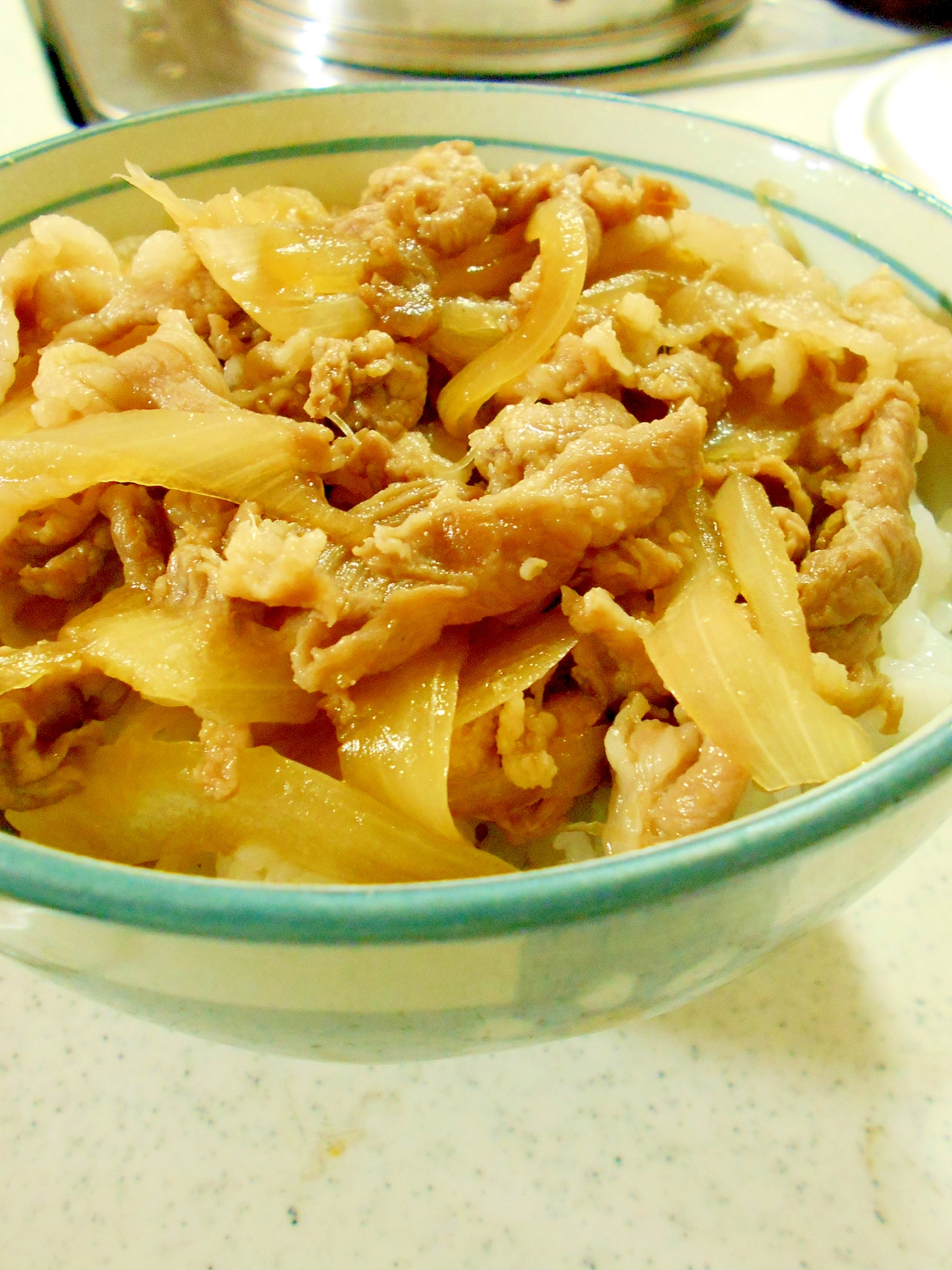 ちゃちゃっと！豚こまの生姜焼き丼