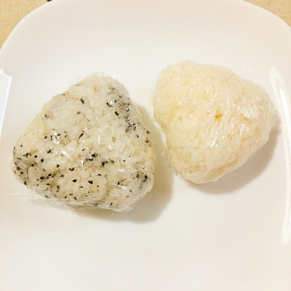 炒め玉ねぎのおにぎり弁当