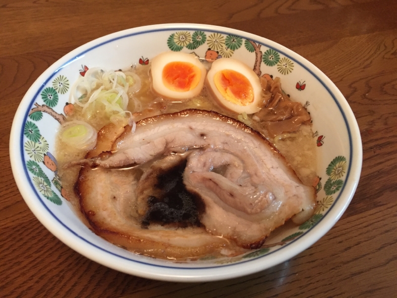 激ウマ濃厚！自家製豚骨ラーメン